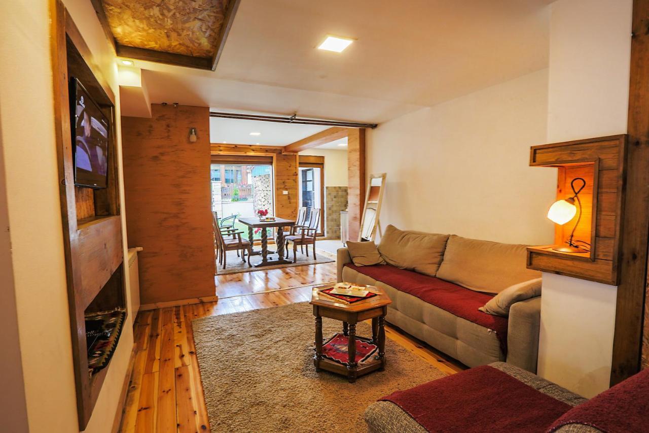 Tango Apartment *